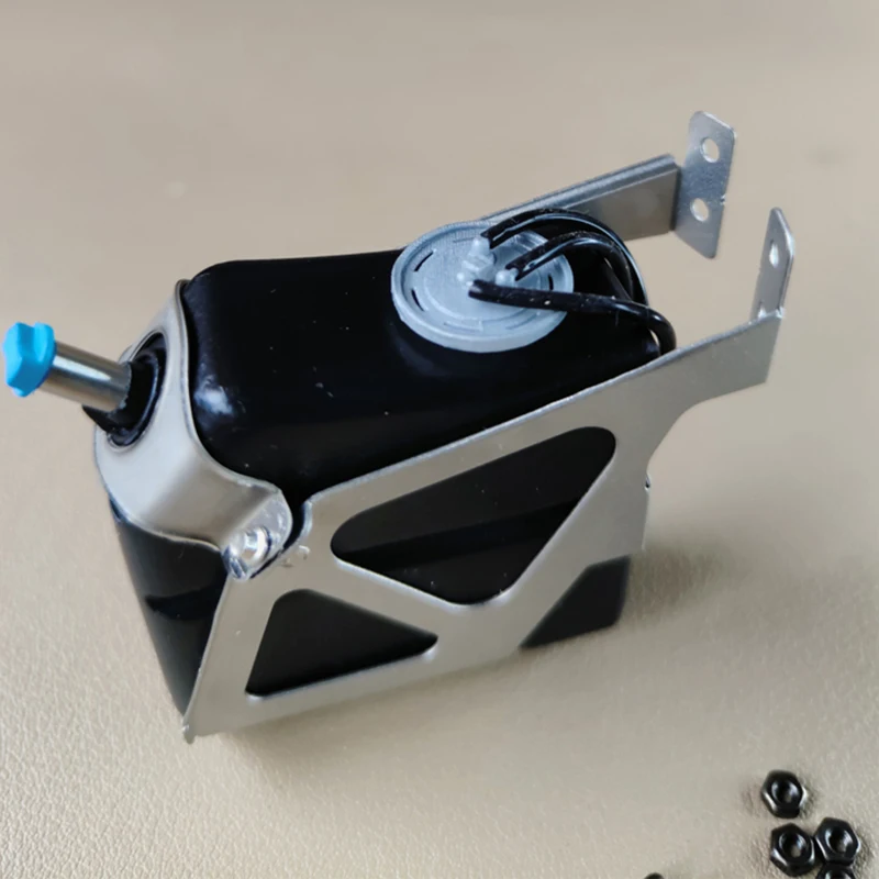 Metalowy model zbiornika na mocznik w skali 1:14 do dekoracji ciężarówki RC Tamiya SCANIA 770S R620 VOLVO BENZ Arocs MAN TGX, akcesoria samochodowe