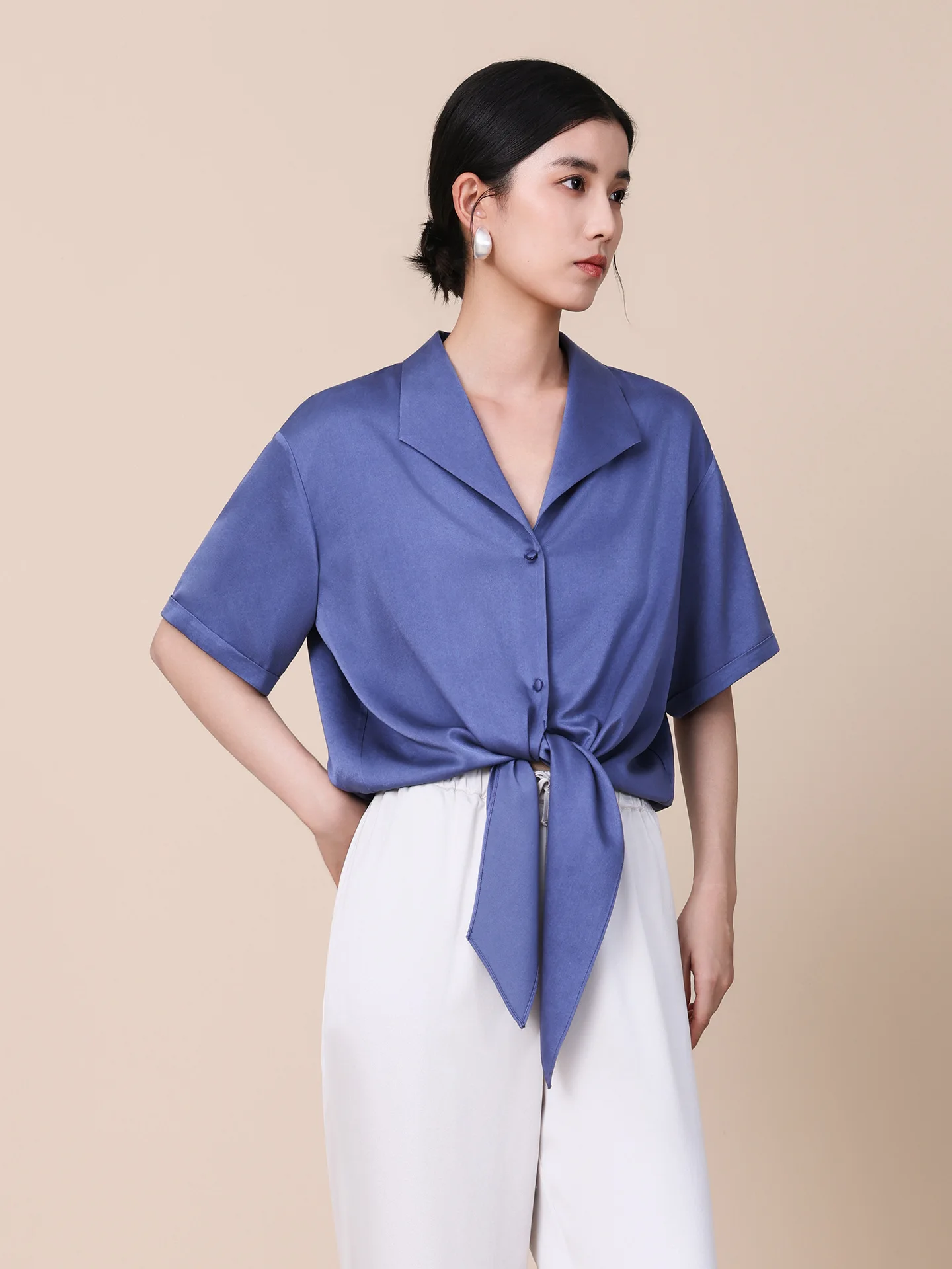 22 mm 100% Mulberry Silk Shirt Women Lapel Short Sleeve Drawstring Loose Luxury Elegant Blouse High End Temperament Silk Top