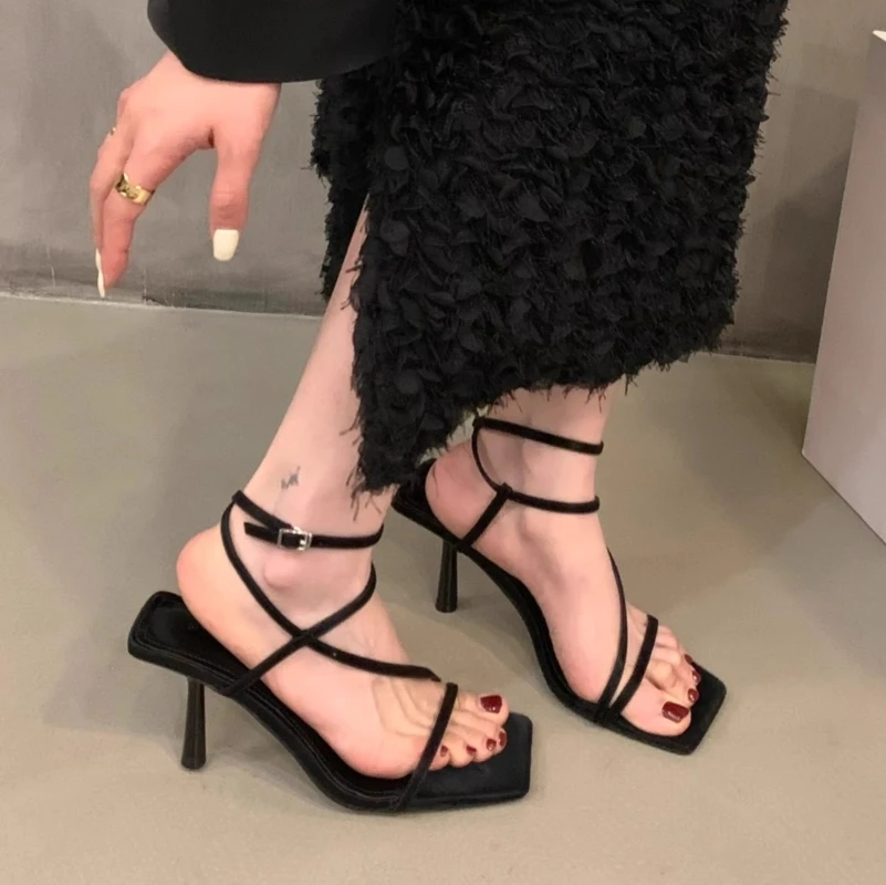 2024 Spring and autumn niche high heels new summer temperament black lace-up Roman shoes women shoes pumps