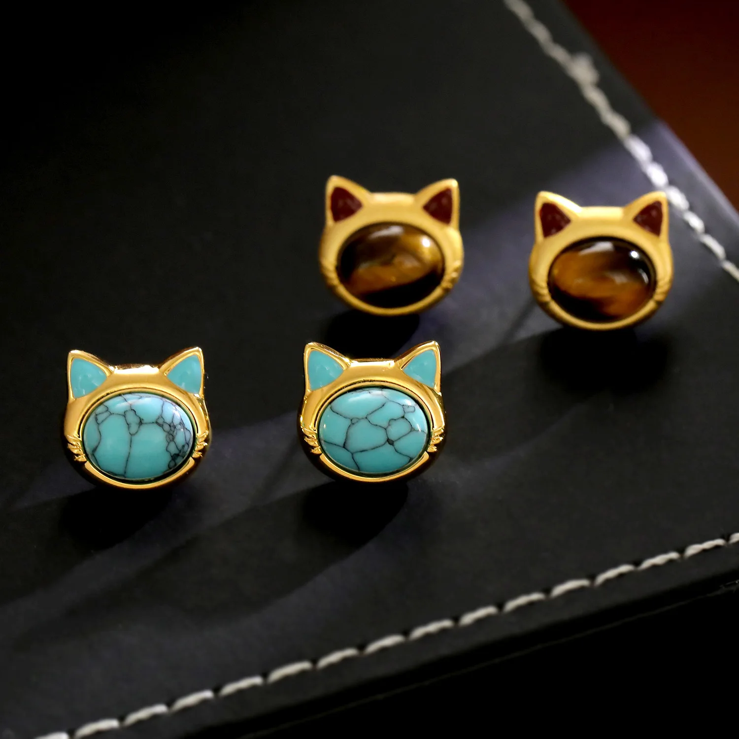 

High Quality Fashion Cat Shape Tiger Eye Stone Turquoise Earrings Light Luxury Advanced Sense Cute Ear Jewelry Wholesale