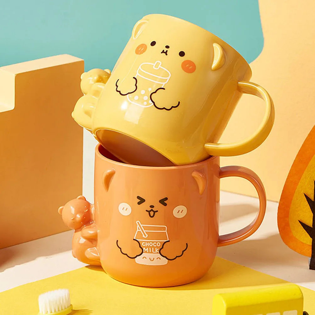 

2Pcs Cartoon Mouthwash Cup Kids Cute Plastic Wear-Resistant Handle Portable Kids Mouthwash Cup for Children Use