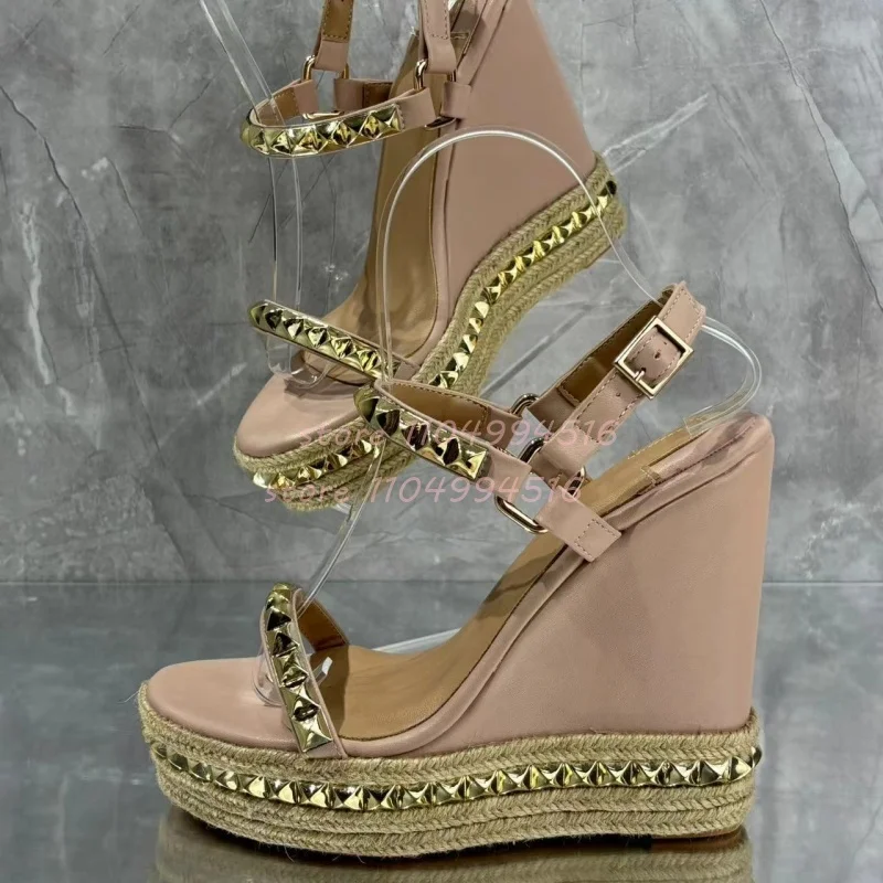 Gold Rivet Weave Wedges Sandals Women Open Round Toe Buckle Strap Platform High Heels Sexy Fashion Party Ladies Summer Shoes New