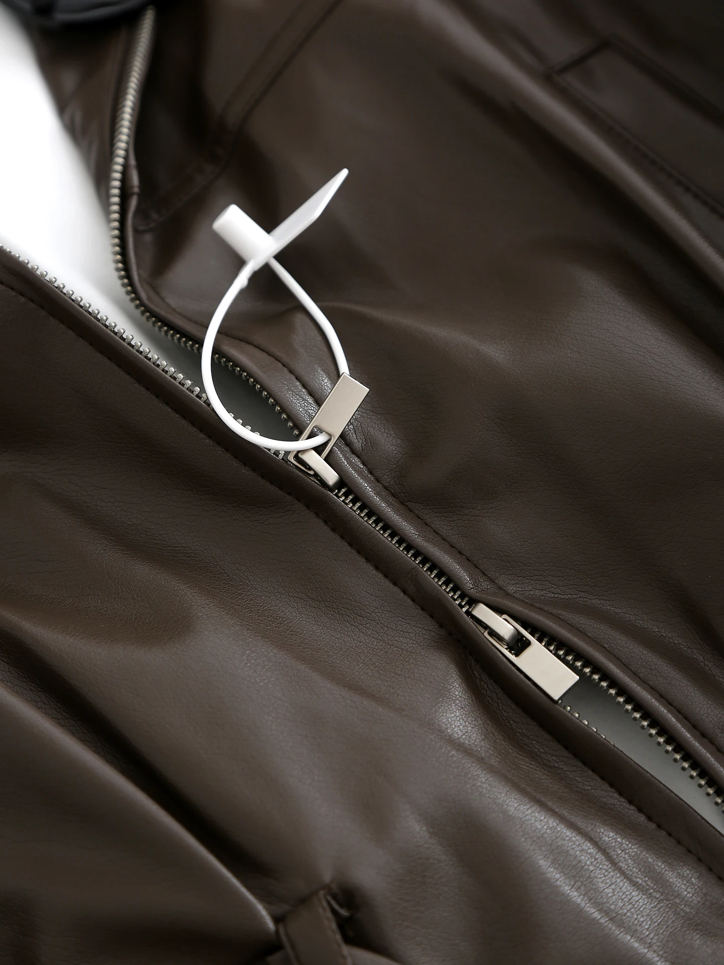 Ultra-Soft Protein Leather Biker Sle Long Sve Stand Collar Women's PU Leather Jaet Autumn Winter ort Coat 58868