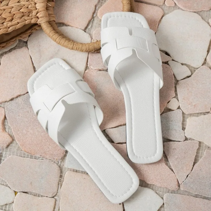 Summer Slippers 2024 Women Flat Luxury Outdoor Beach Flip Flops Female Sandals Trend Brand Design Slides Shoes for Woman New