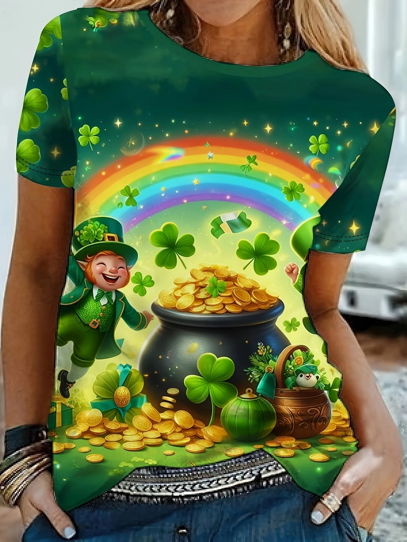 Women Crew Neck Short Sleeve T‑shirt St.Patrick's Day Leprechaun Clover Gold Pot Rainbow Green Holiday Casual Tops