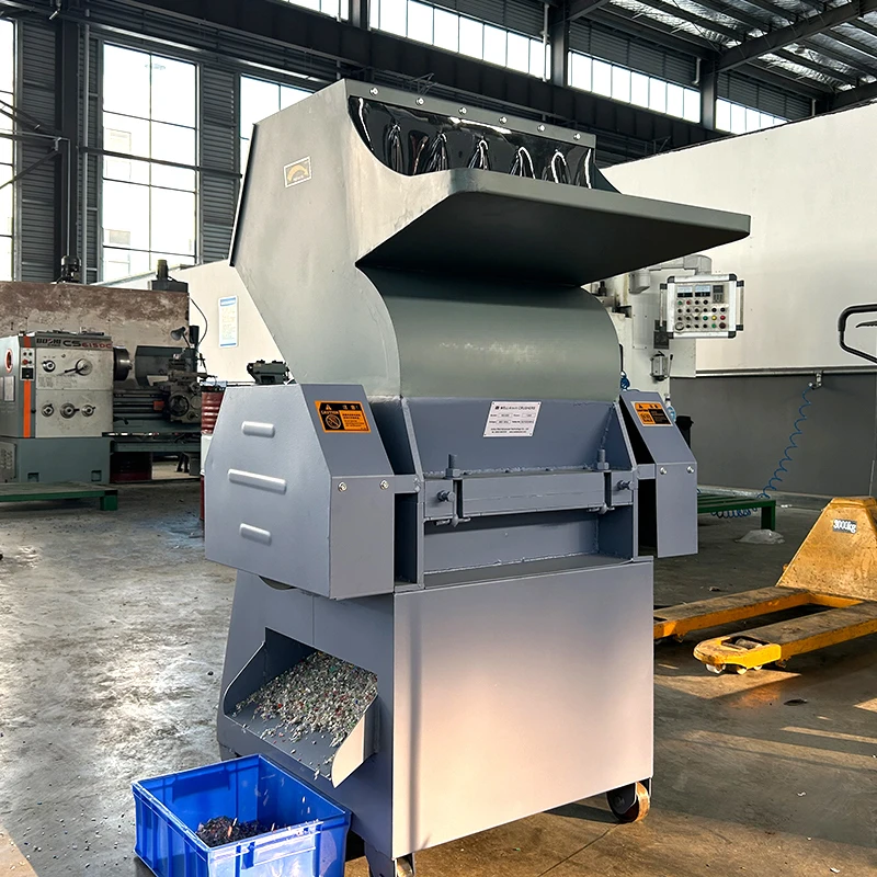 Efficient WELL-Atech Plastic Crusher Shredder Machine 150Kg/H Capacity 4Kw Power High Safety Level Energy Saving Eco-Friendly