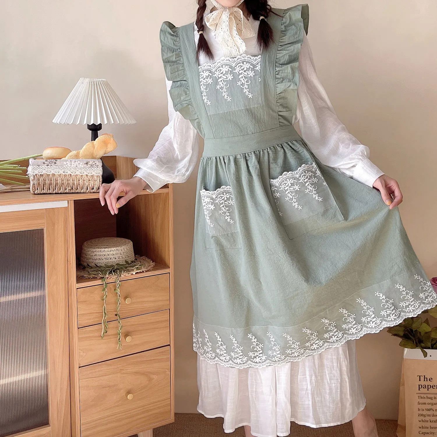 Avental de algodão para uso doméstico, versão coreana fina, avental de princesa, arranjo floral, arte de unha, suspensório, renda cozida, sem mangas, avental 1