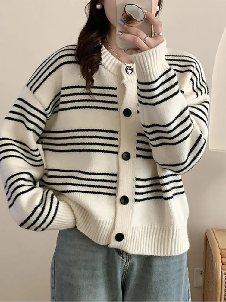 

Lazy Style Loose Knitted Cardigan Women Simple O-Neck Single Breasted Striped Sweater Coat Autumn Casual Lady Knitwear