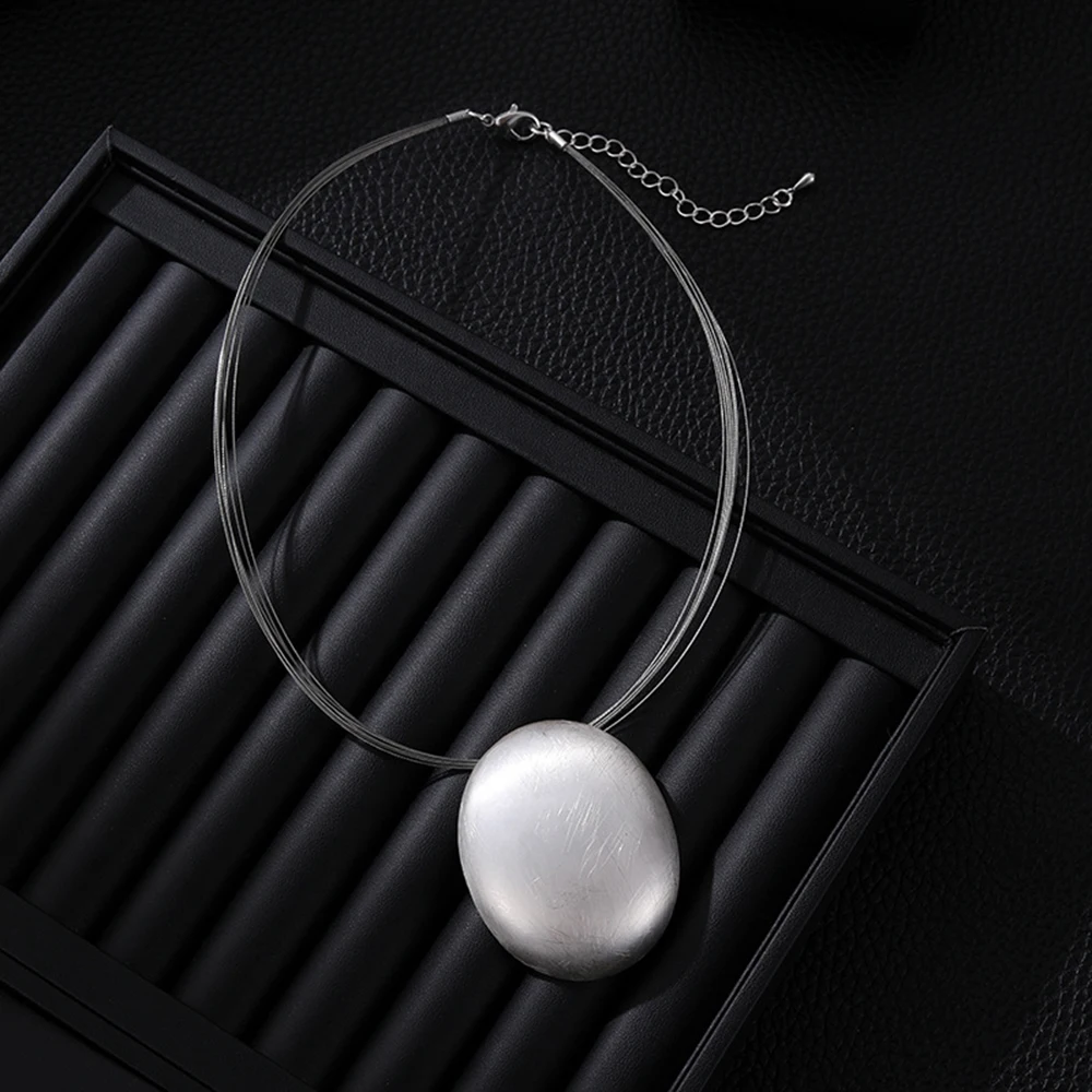 Handmade Silver Color Geometric Chokers Necklace for Women New Fashion Statement Simple Metal Pendants Jewelry Trendy Accessory