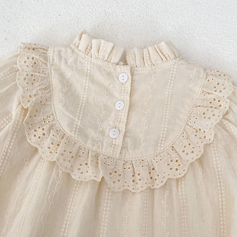 Autumn new 0-3 year old baby clothes baby girl sisters dress delicate ear collar lace embroidery long sleeve dress