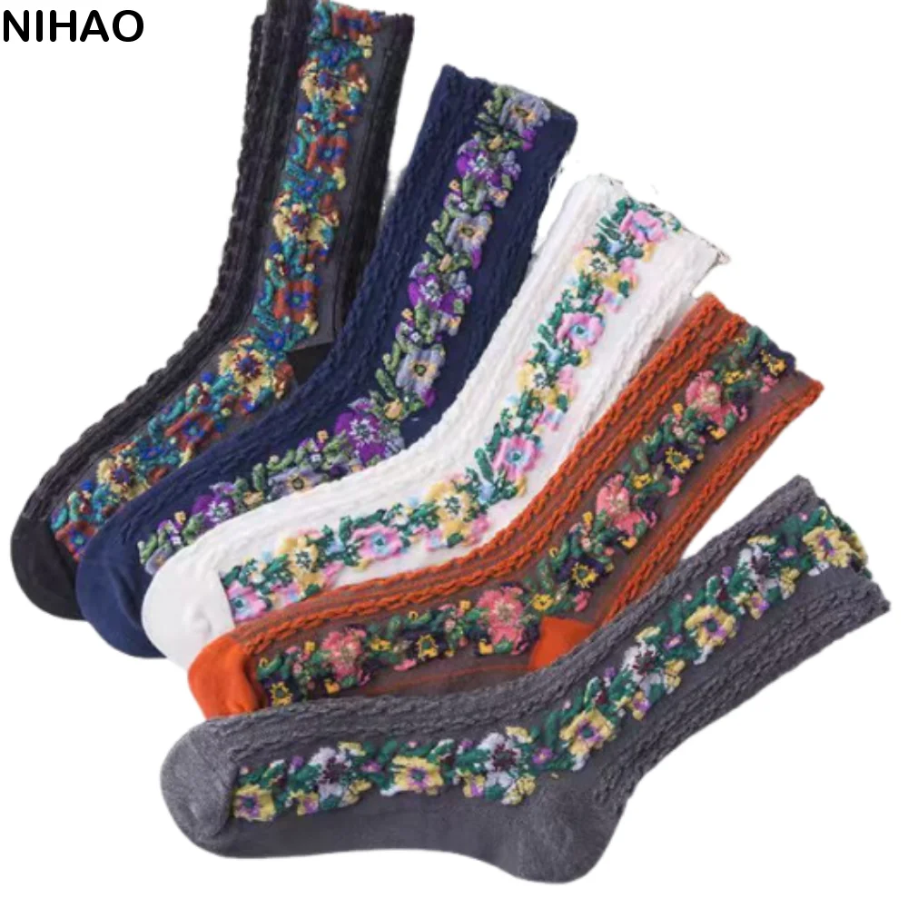 

5Pairs Vintage Floral Embroidery Socks Harajuku Streetwear Medium Tube Socks Sweat-absorbing High Elasticity Ethnic Style Socks