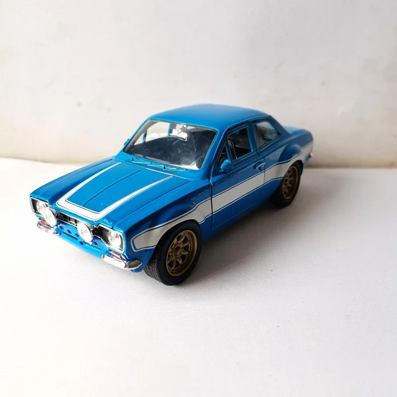 JADA 1:24 Scale Metal Alloy For Ford Escort Fast 8 Car Model Diecast Vehicles Toys For Colletion