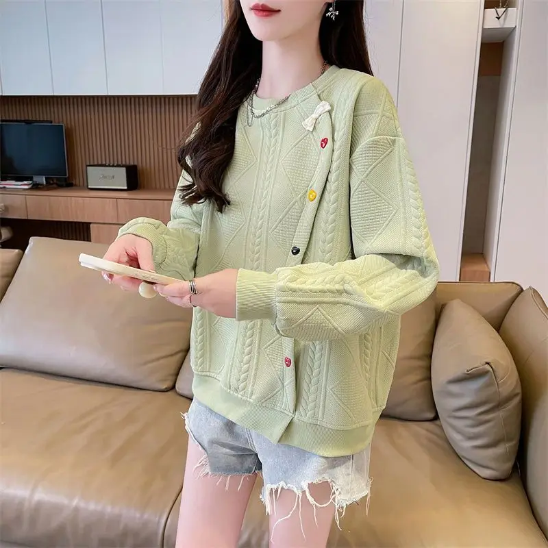 เสื้อสเวตเชิ้ตบางประกบปุ่มสีไม่สม่ําเสมอสําหรับผู้หญิง