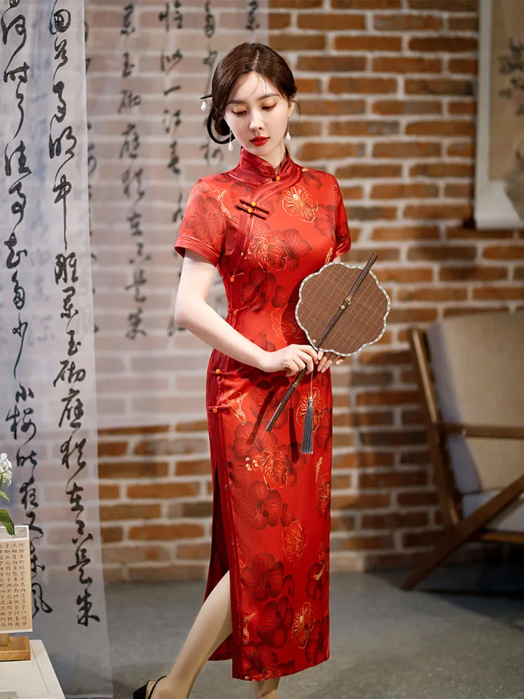 

Yourqipao Summer Silk Red Long Cheongsam Catwalk Banquet Vintage Event Host Qipao Chinese Style Evening Wedding Dress for Women