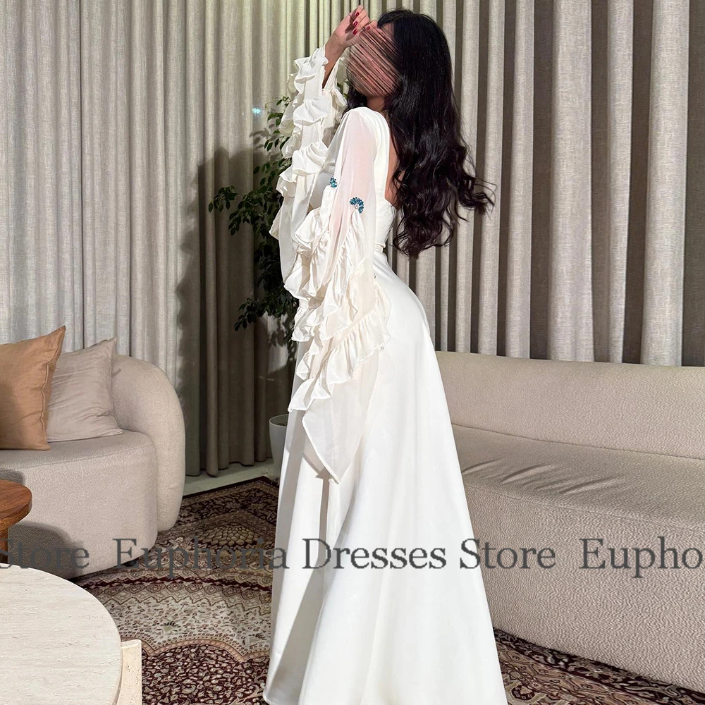 Saudi-Arabien-Kleider für besondere Anlässe, Satin, A-Linie, Promi-Kleid, Elfenbein, quadratischer Ausschnitt, Rüschen, gerüschte Perlen, Ballkleider, lang