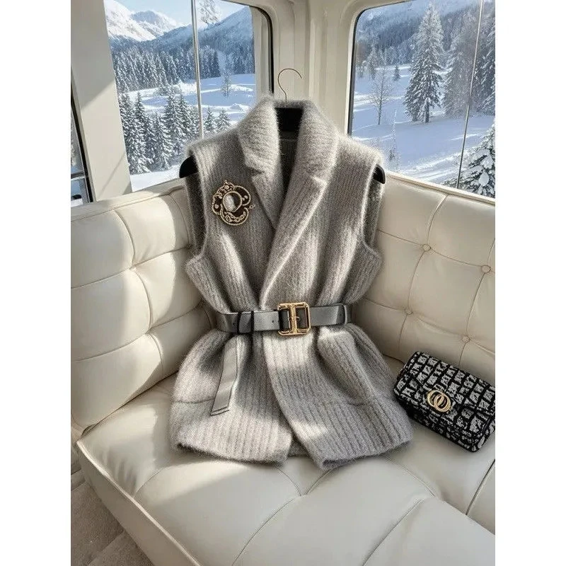 Jesień i zima Nowość 2025 Sweter wyszczuplający talię Kamizelka High Sense Solid Color Sweter Kamizelka Miękki i wygodny Joker Casual Top