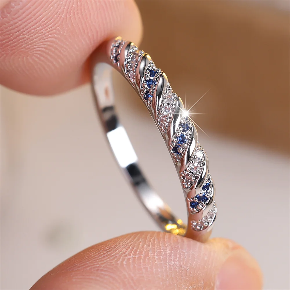 Fashion White Zircon Blue Crystal Round Stone Rings For Women Vintage Silver Color Bridal Ring Wedding Jewelry Versatile Gifts