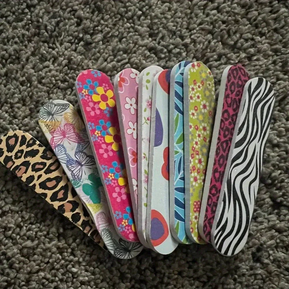 컬러풀 양면 아트 폴리쉬 매니큐어 페디큐어 도구 랜덤 발송 10개 네일 파일 폴리싱 네일 버퍼 샌딩 네일 파일