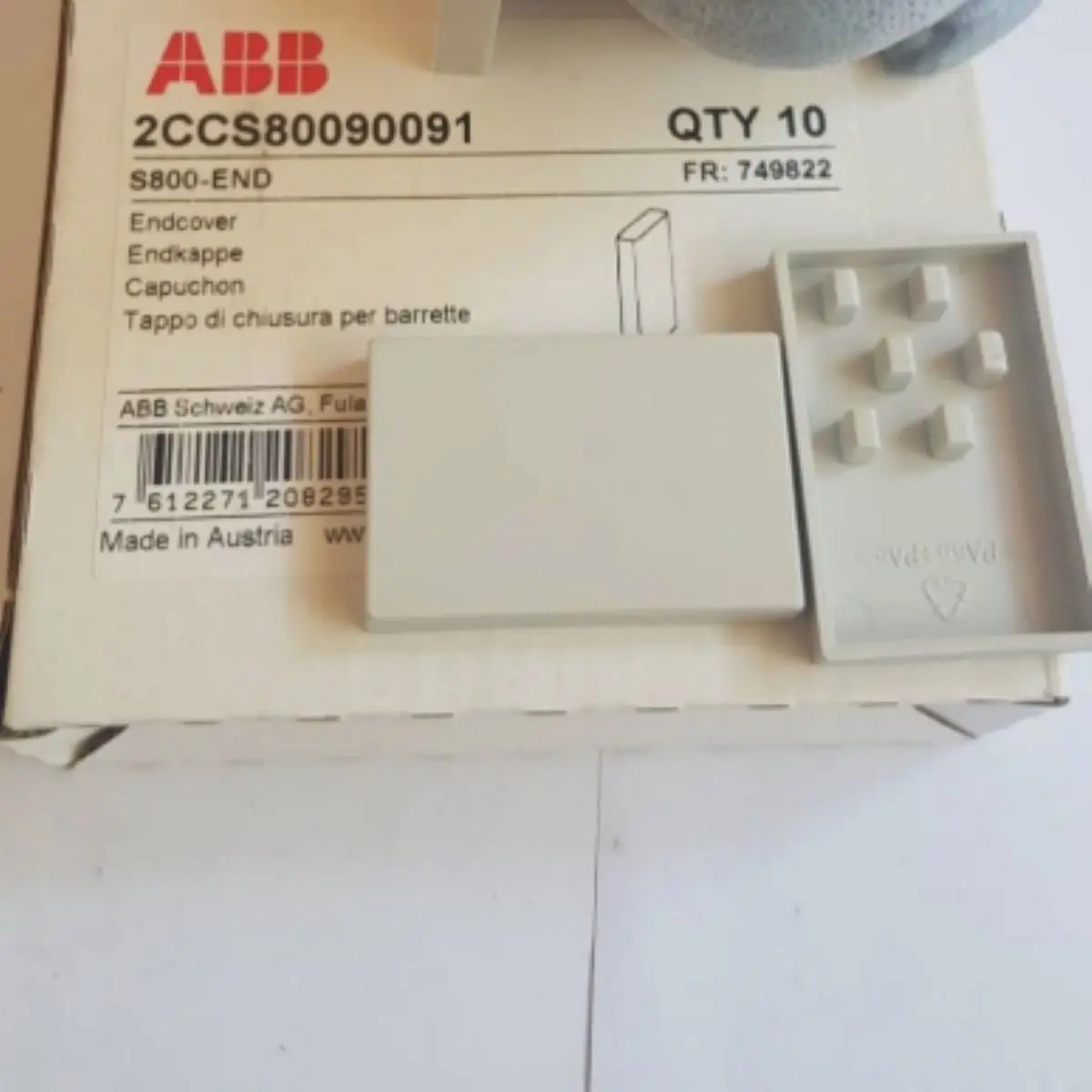 

S800-END (Set of 10 pcs) 10070672 2CCS800900R0091 Endcover - S800 mechanical accessory