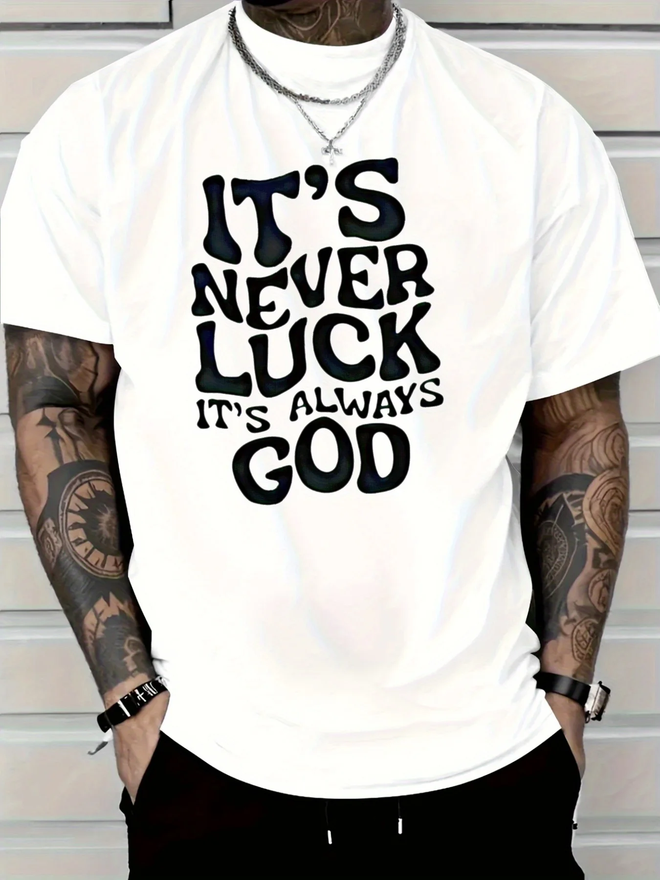 

Мужская хлопковая повседневная футболка It's Never Luck It's Always God Дышащая и комфортная