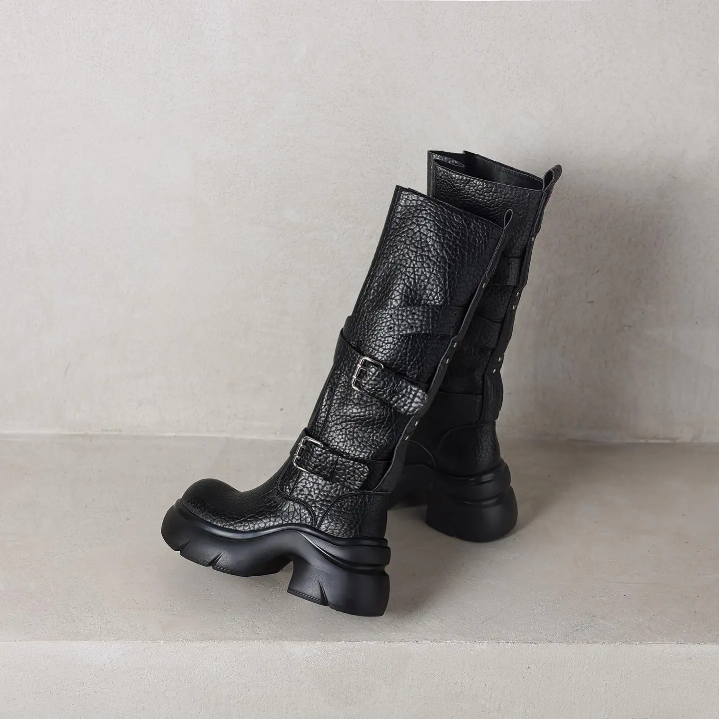 Krazing Pot Cow Split Skin Round Toe Thick Bottom Platform Riding Boots Button British School High Quality Ins Thigh High Boots
