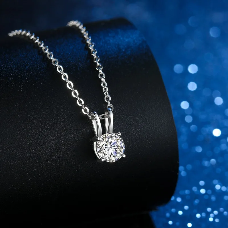 PT950 Platinum Round Hat Necklace Pendant 1CT Moissanite Women's - Polished diamond edges, high-end, ideal for holiday gifting