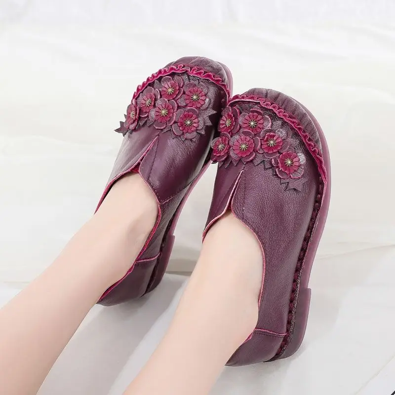 

Vintage wide fit purple flats with flowers women's autumn fat feet shoes orthopedic moccasin elderly woman V cut driving shoes
