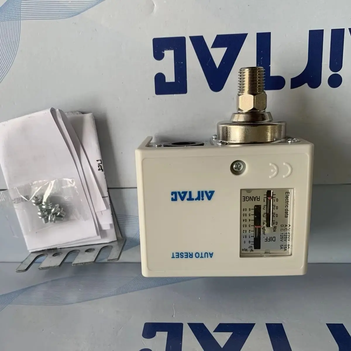 

YATEC Pneumatic Original Pressure Controller Switch PK506 PK510 Start-stop Switch Control