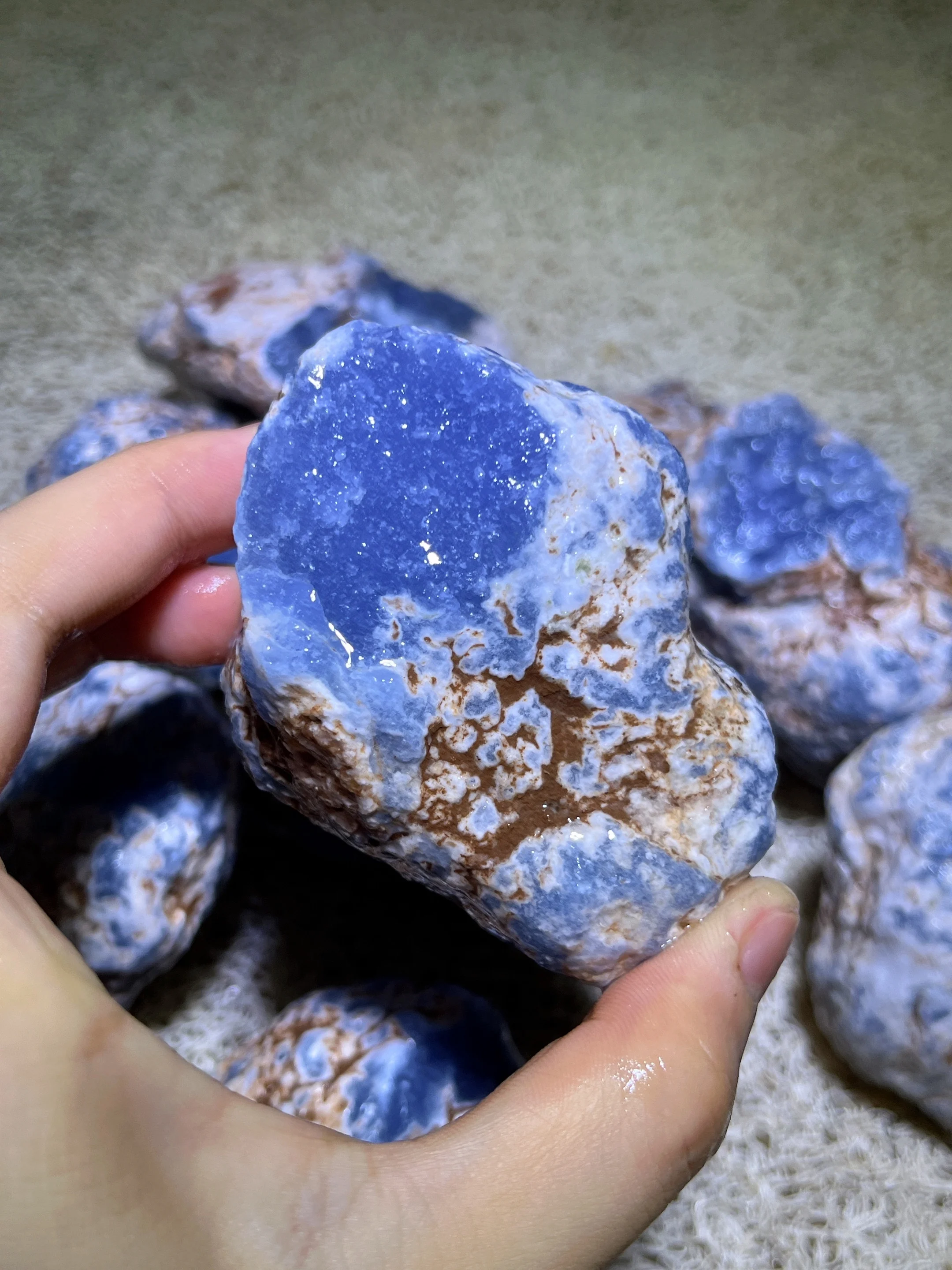

Natural Blue Angel Stone Beautiful Appearance Magical Effects Home Decoration Stone For Making Crystals and Stones Healing Gift