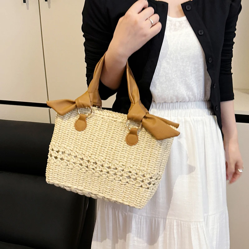 

Новая модная летняя тканая большая сумка с кожаными ручками, женская пляжная корзина в стиле бохо, модная женская сумка через плечо через плечо