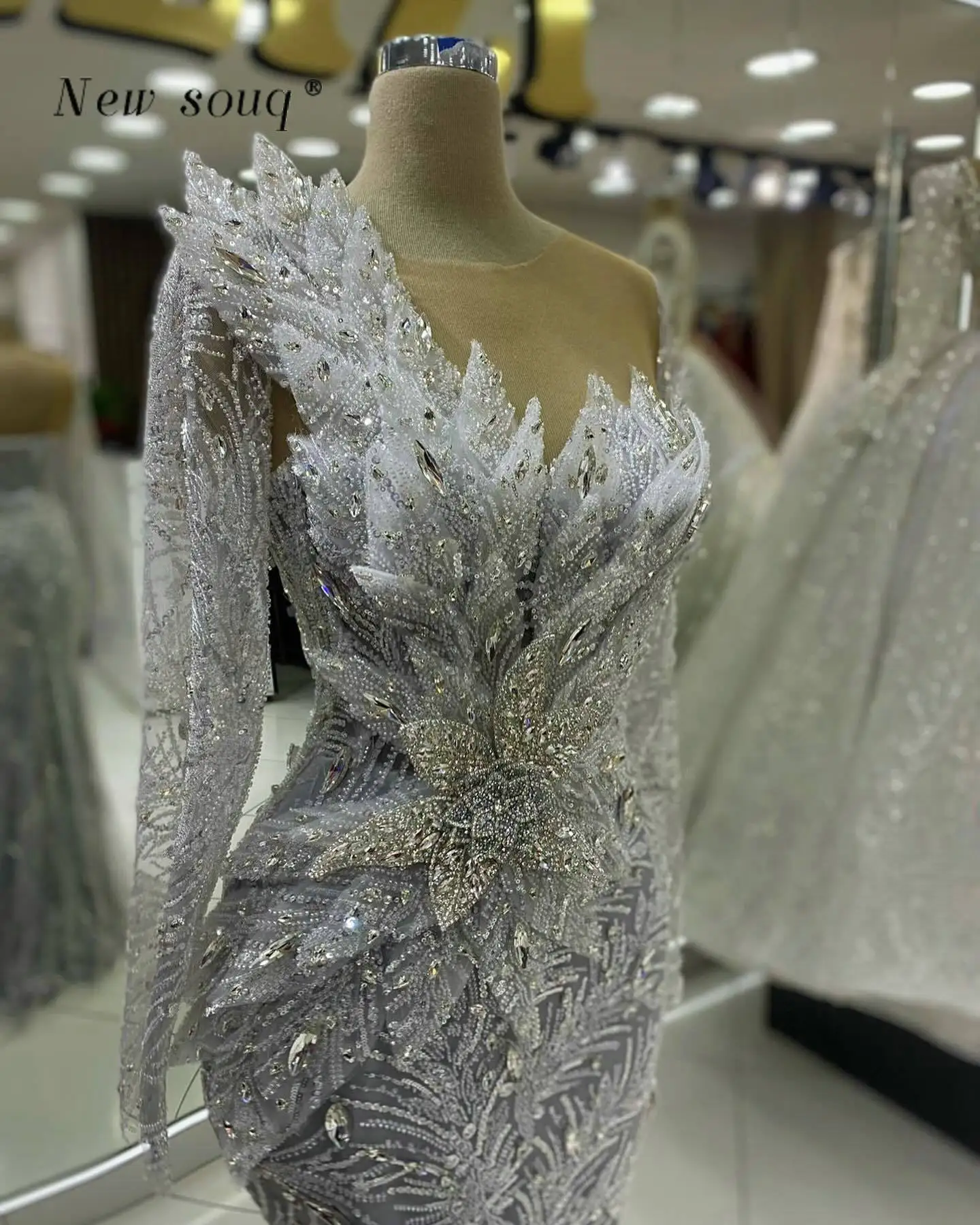 

2024 Silver Glitter Long Sleeves Beaded Sequins Mermaid Evening Dresses Formal Dinner Party Gowns Wedding Guest Party Wear