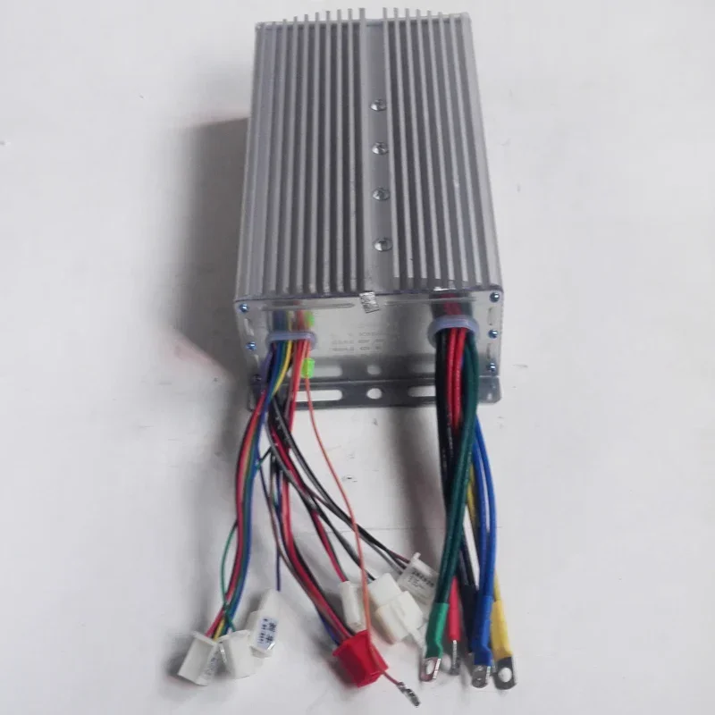 Brushless Motor Controller BLDC Controlador 2000 Watts for Brushless motor in Electric Tricycle Scooter