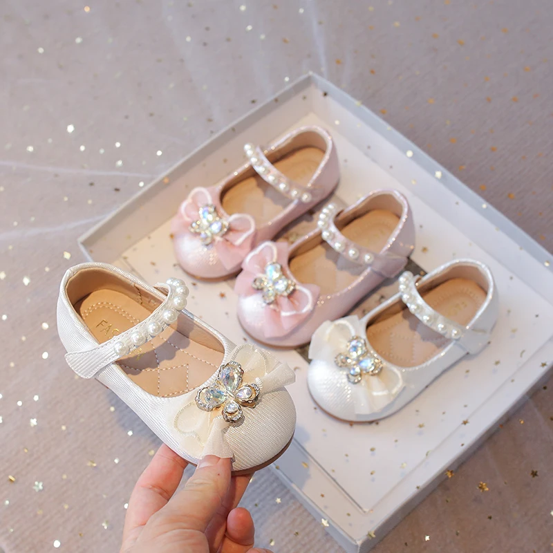 

Girls Butterfly Leather Shoes Kids Mary Janes Soft Princess Crystal Flats for Wedding Party Kindergarten 2024 Spring Autumn New