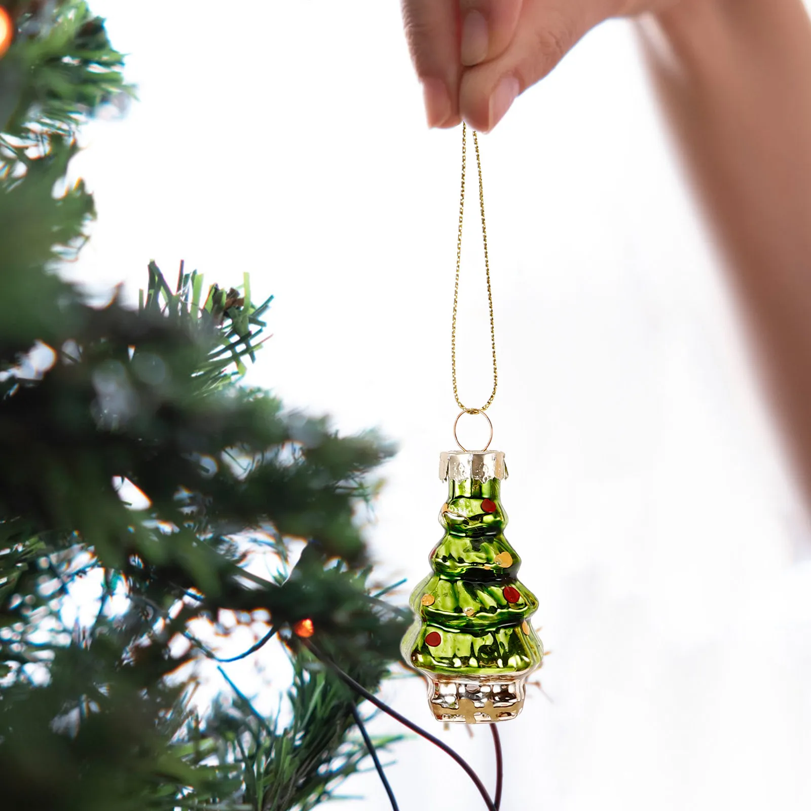6Pcs Christmas Ornaments Hanging Decor Festive Xmas Tree Pendants Compact Reusable Party Props for Indoor Outdoor Cheer