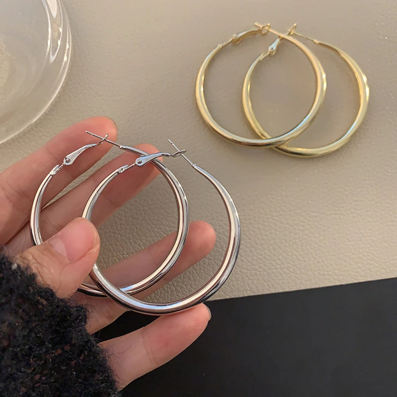 2023 New Big Circle Hoop Earrings for Women Trendy Exaggerated Silver Gold Color Metal Geometric Smooth Round Earring Jewelry