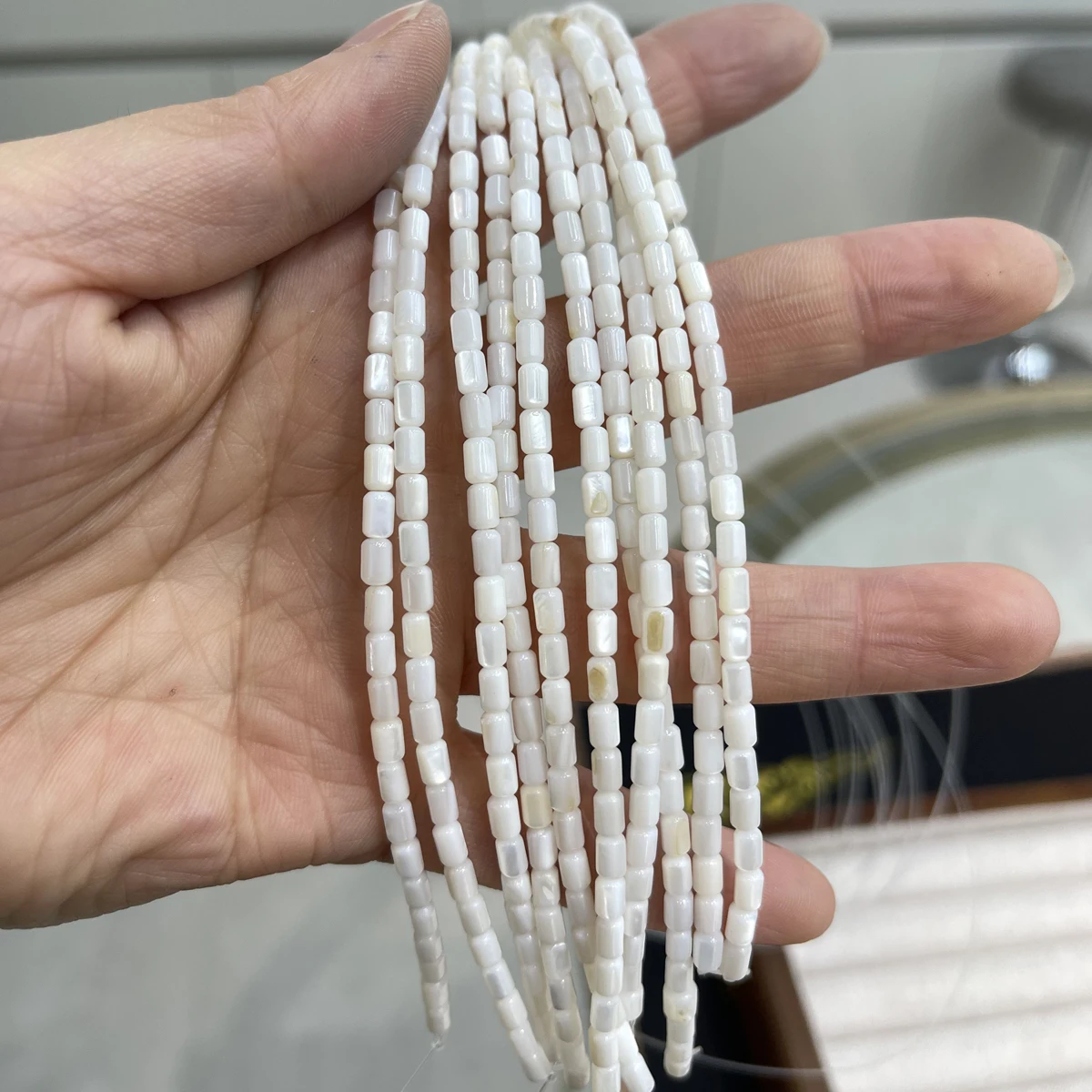 3x5mm Cylindrical Natural Shell Beads 18cm Semi-Finished Strand DIY Beads for Necklace Bracelet Earring Making