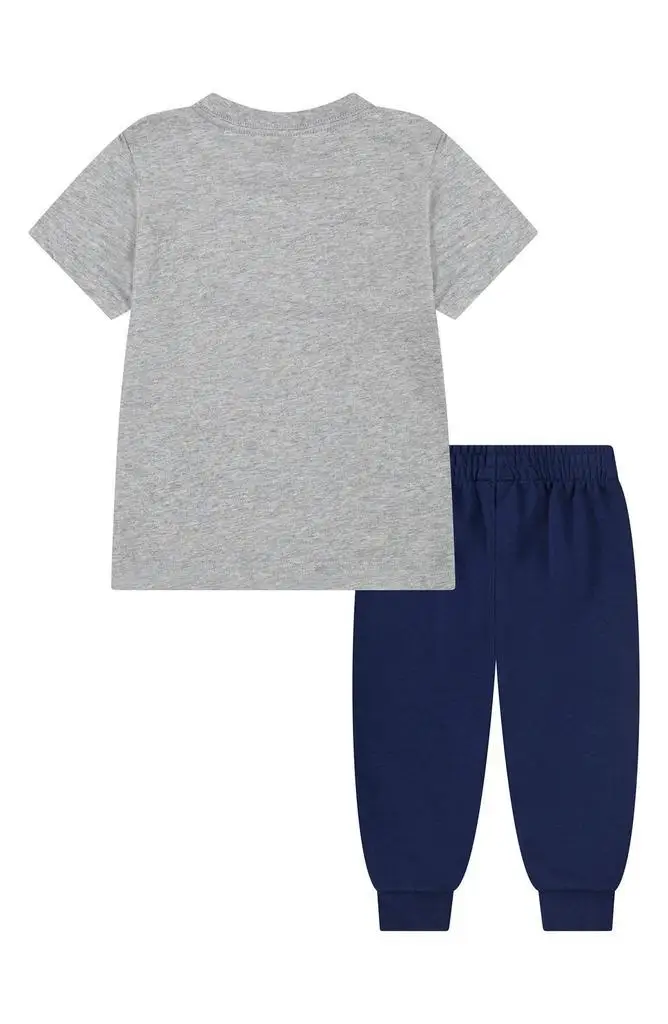 Nike | Kids' T-Shirt & Joggers Set
