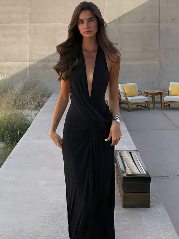 

Элегантное женское плиссированное платье-халтер с глубоким V-образным вырезом, без рукавов, с открытой спиной, с завышенной талией, макси-платье с разрезом, для отпуска и пляжа, 2026