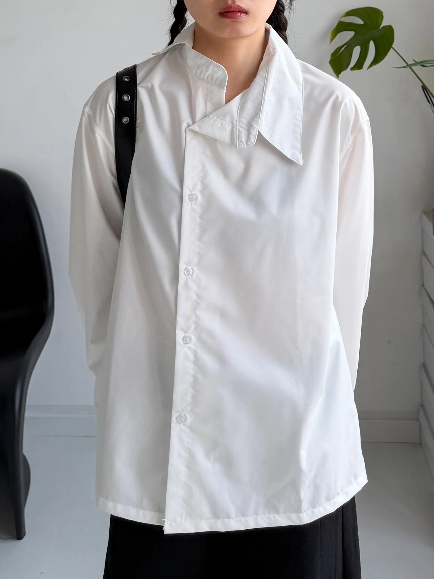 

Повседневная свободная белая рубашка с длинным рукавом, асимметричный дизайн, простой стиль, весна-осень, полиэстер, унисекс, открытый кардиган