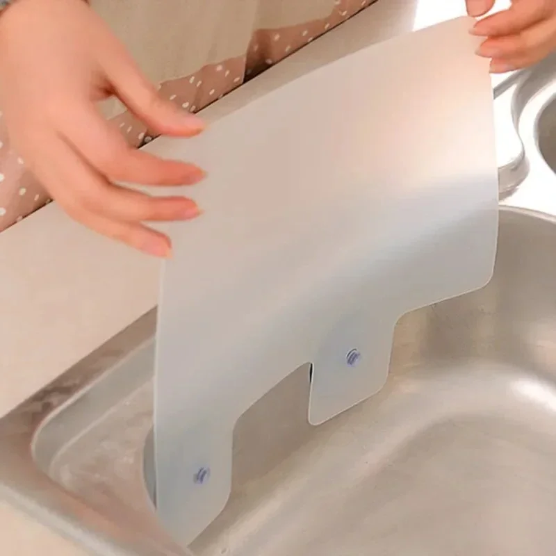 1/2PCS Kitchen Sink Water Blocking Plate Stove Oil Blocking Plate Bathroom Washbasin Vegetable Fruit Washing Splash Shield