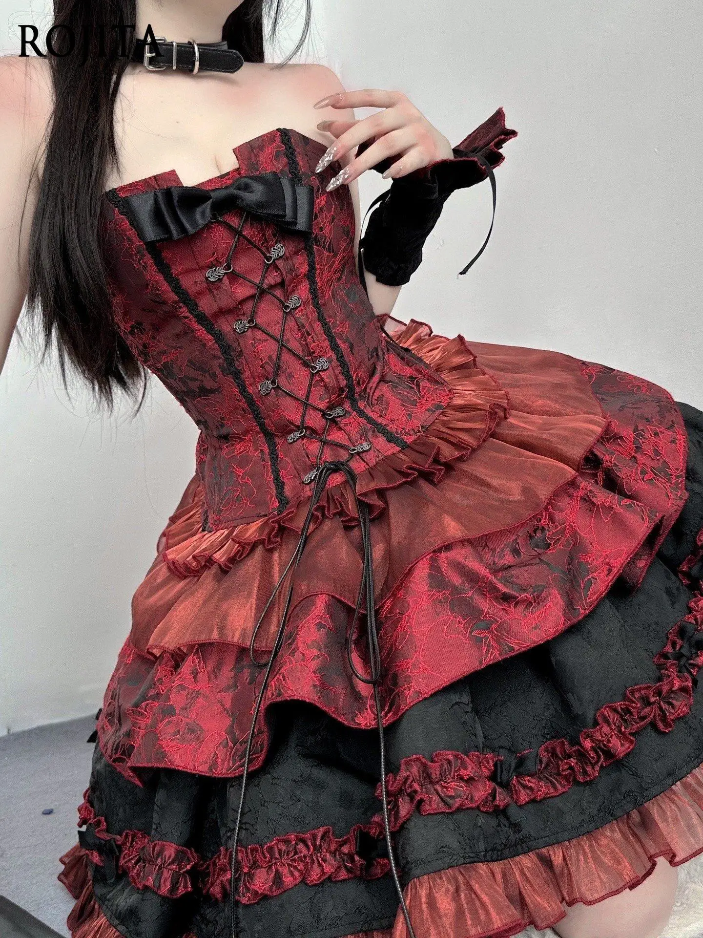 

Women's Gothic Lolita Three-Piece Set Puff Sleeve Short Coat + Red Black Floral Print Corset Top + Ruffle Tiered Skirt