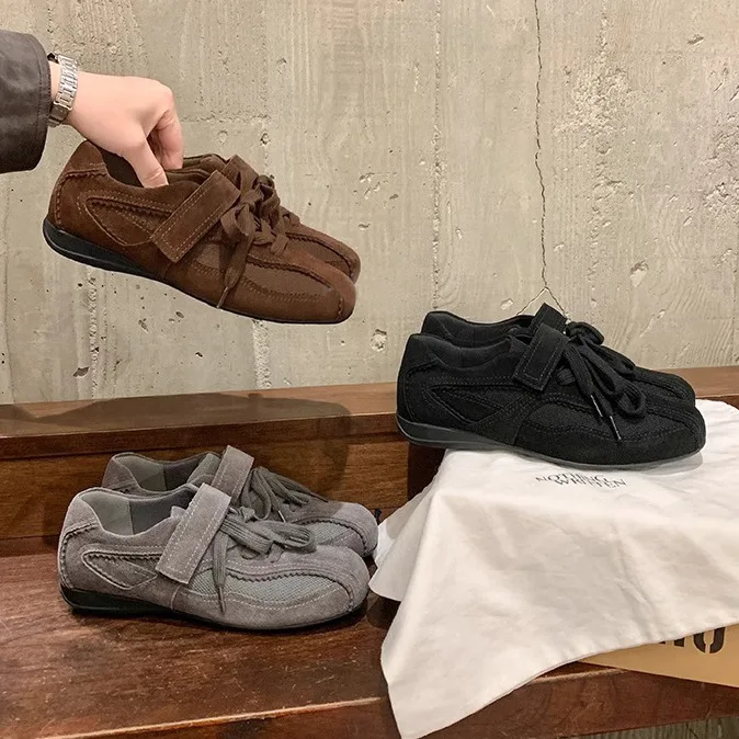 

Women Velcro Design Flat Shoes Ballet Style German Training Shoes Outdoor Casual Lace Up Casual Fashion Women Shoes Comfortable