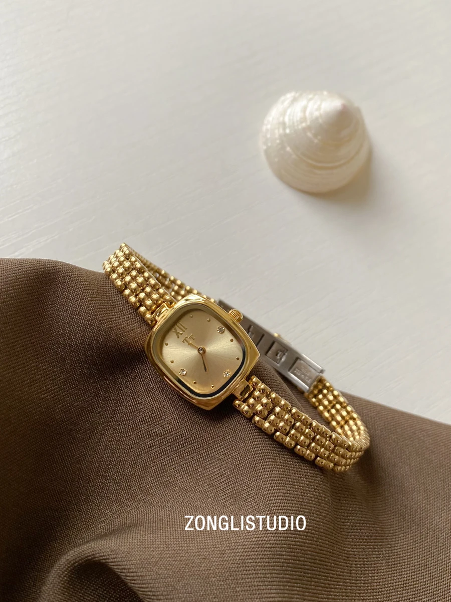 

Exquisite Women'S Wristwatch, Square Minimalist Watch With Chain Strap, Small Dial, Light Luxury Retro Style Quartz Watch.