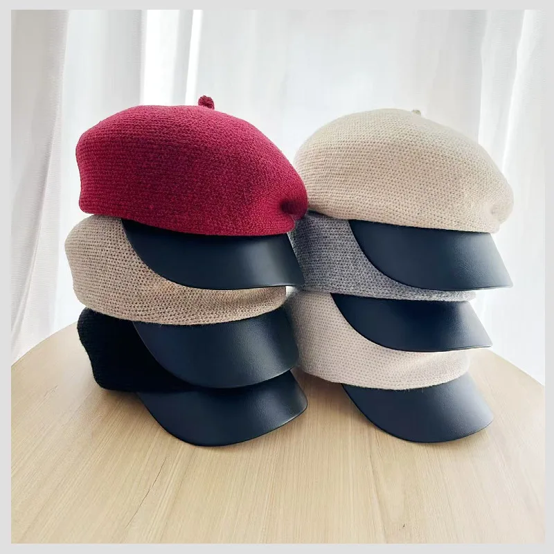 Women's warm and stylish irregular woolen hat with eight-pointed corners, leather covering, and knitted cloud-shaped cap with a