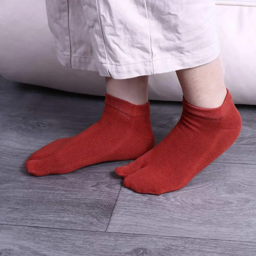 Summer Combed Cotton Couple Tabi Socks Solid Comfortable Breathable Two Toe Socks Women Men Non-slip Invisible Low Cut Boat Sock