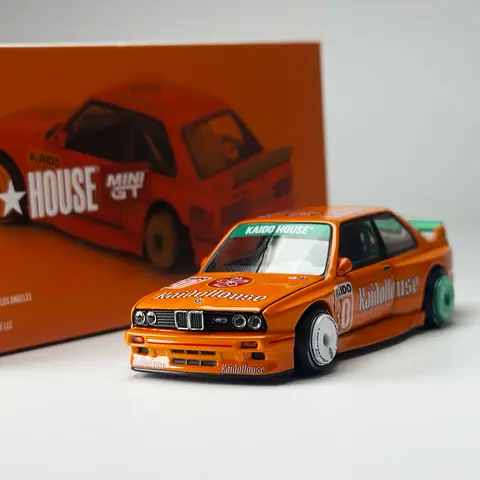 12 best sales Mini GT Chase - №1