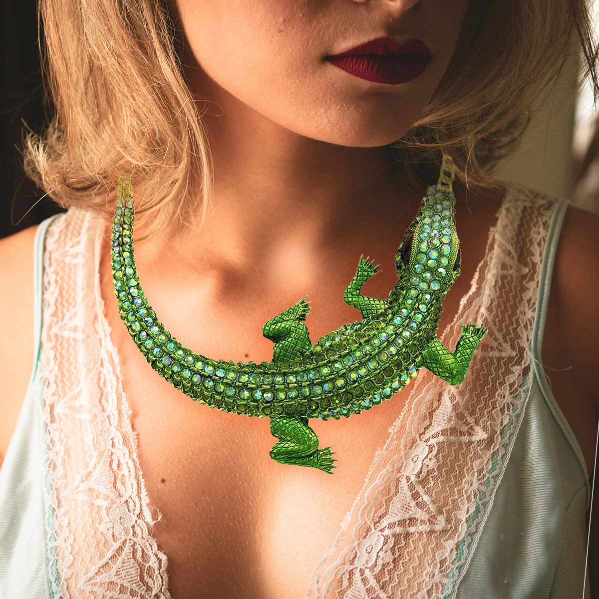 

Retro Clavicle Chain Necklace Elegant Pendant Minimalist Neck Jewelry Women Accessories Long Wear Durable Fashion Gift