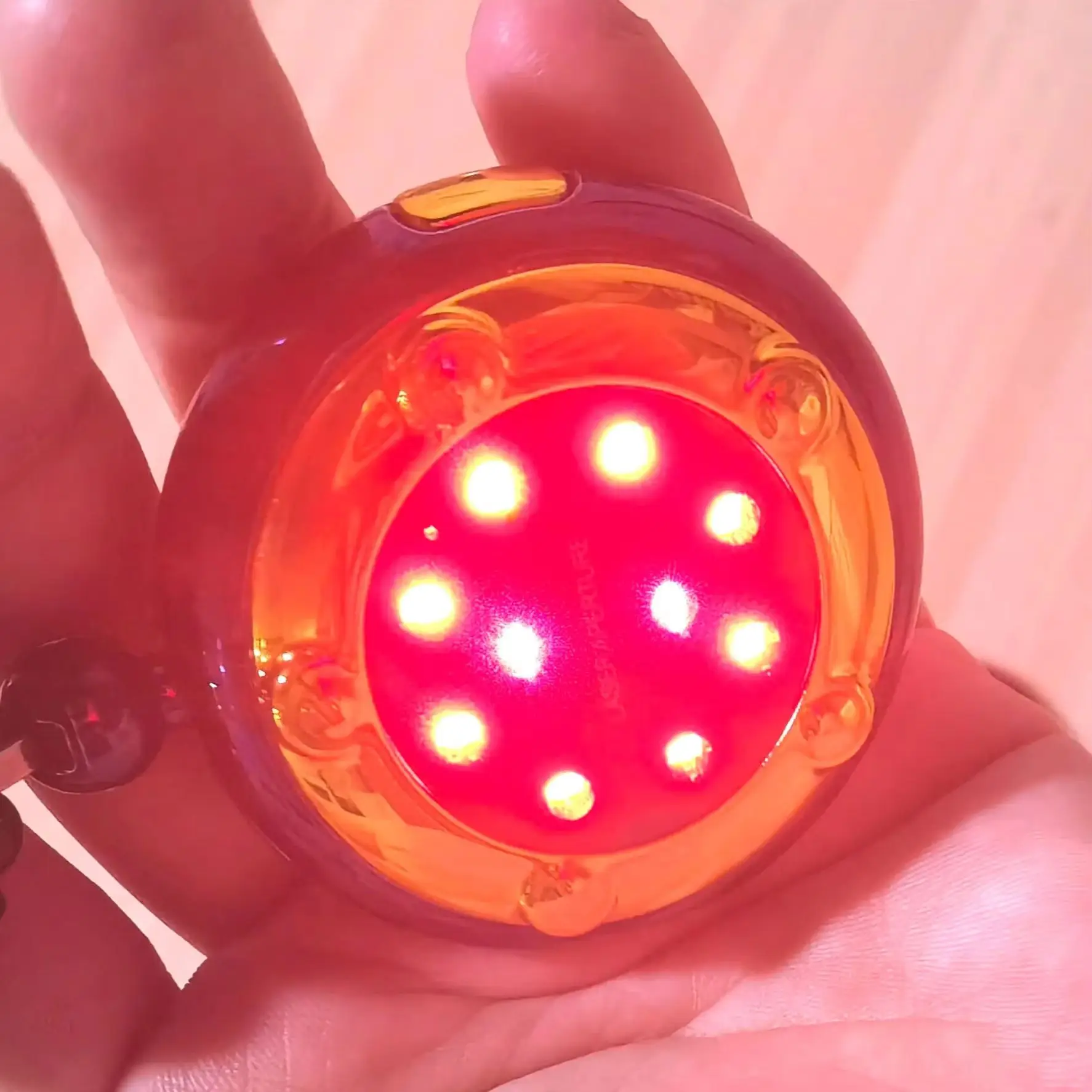 

Домашний лазер HLKGO с длиной волны 3 МВт, 650 нм, специально для профилактики и восстановления церебрального инфарфарации