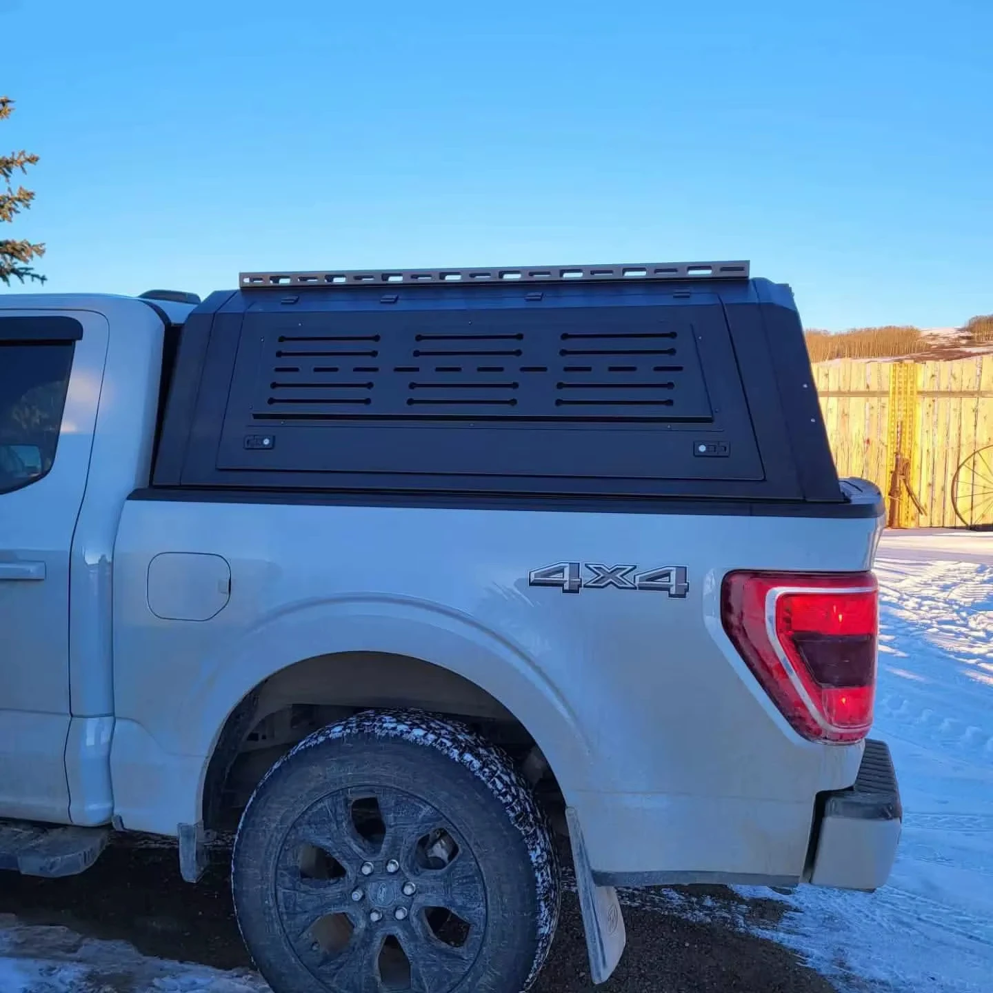 Hardtop Canopy for Ford F150 & Ranger Pickup Trucks with Side Window Locking Waterproof