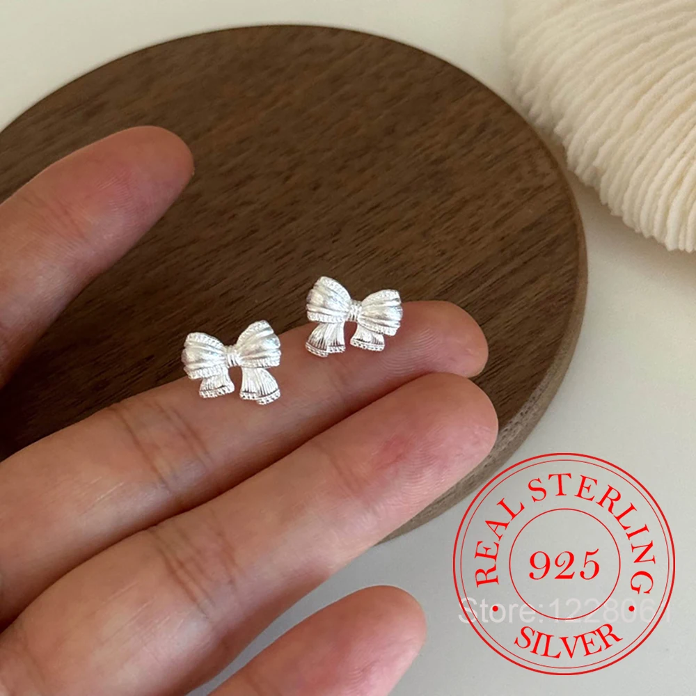 

Ювелирные изделия из стерлингового серебра 925, простые серьги-гвоздики с бантом для женщин, ювелирные изделия для свадебной вечеринки для девочек, подарок другу